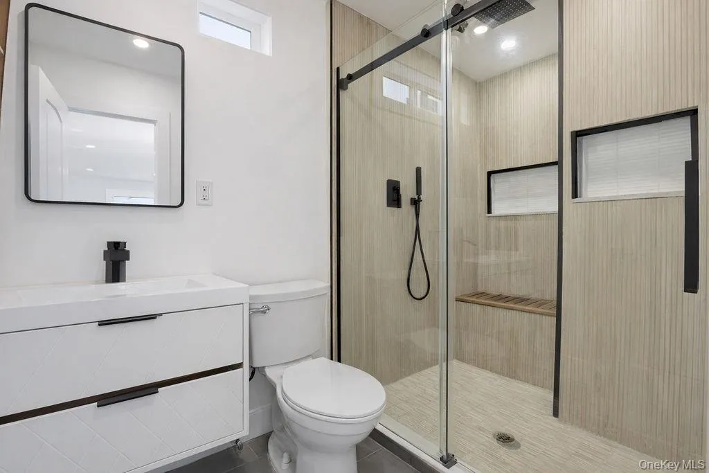 80 Swezey Street, Brookhaven, NY, 3 Bedrooms Bedrooms, 8 Rooms Rooms,2 BathroomsBathrooms,Residential,For Rent,Swezey,0,1013132 80 Swezey Street, Brookhaven, NY, 3 Bedrooms Bedrooms, 8 Rooms Rooms,2 BathroomsBathrooms,Residential,For Rent,Swezey,0,1013132