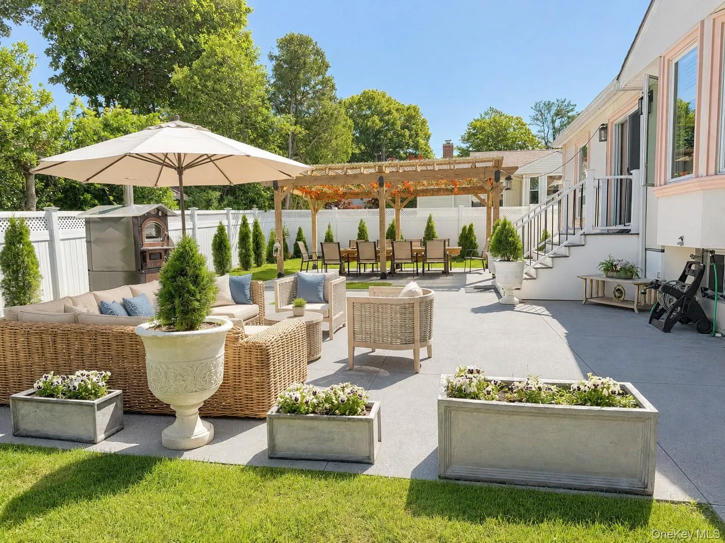 2 Lambert Road, White Plains, NY, 4 Bedrooms Bedrooms, 10 Rooms Rooms,3 BathroomsBathrooms,Residential,For Rent,Lambert,0,1013134 2 Lambert Road, White Plains, NY, 4 Bedrooms Bedrooms, 10 Rooms Rooms,3 BathroomsBathrooms,Residential,For Rent,Lambert,0,1013134
