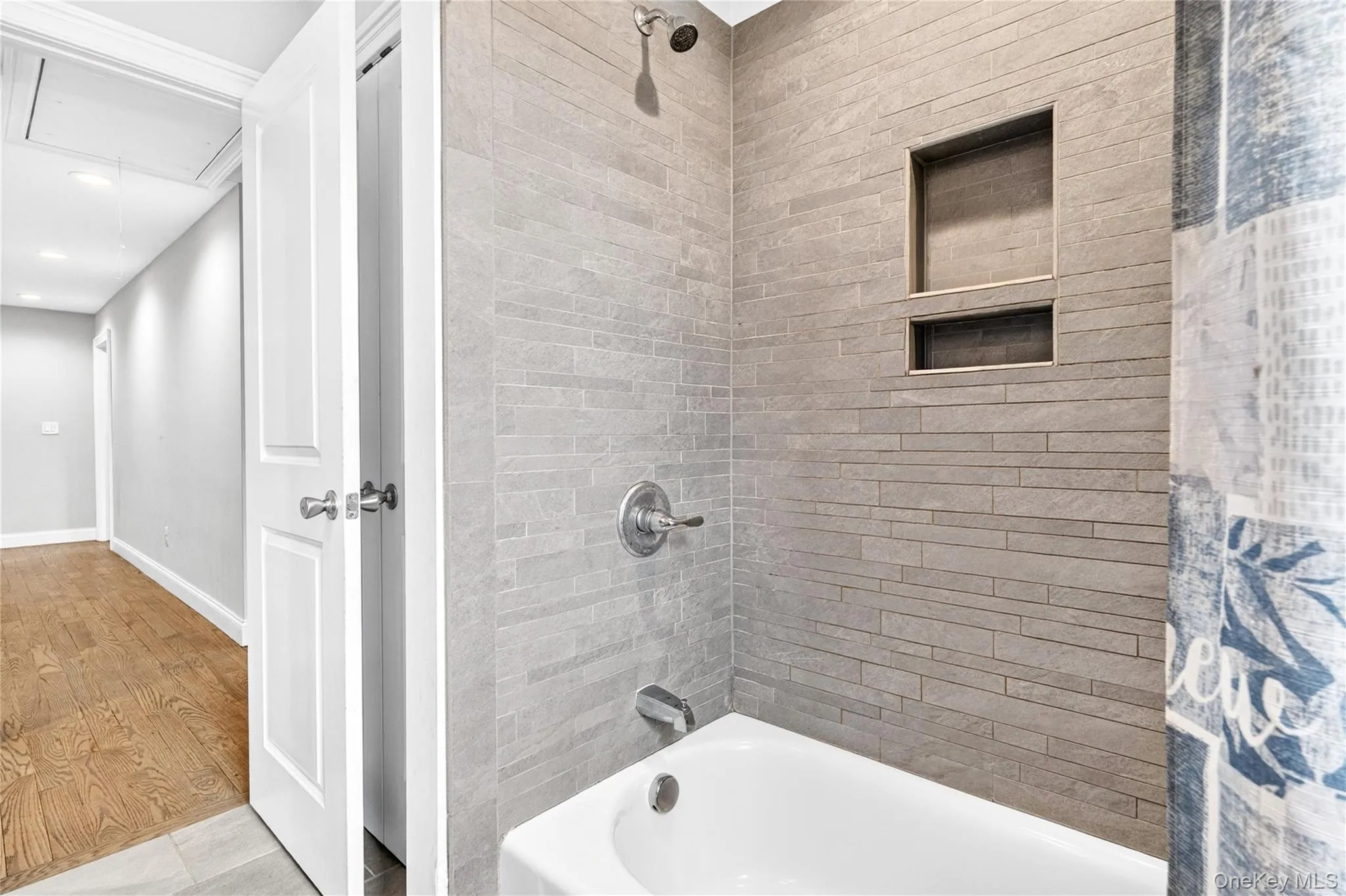 28 Ardmore Street, Cornwall, NY, 4 Bedrooms Bedrooms, 8 Rooms Rooms,2 BathroomsBathrooms,Residential,For Rent,Ardmore,0,1013135 28 Ardmore Street, Cornwall, NY, 4 Bedrooms Bedrooms, 8 Rooms Rooms,2 BathroomsBathrooms,Residential,For Rent,Ardmore,0,1013135