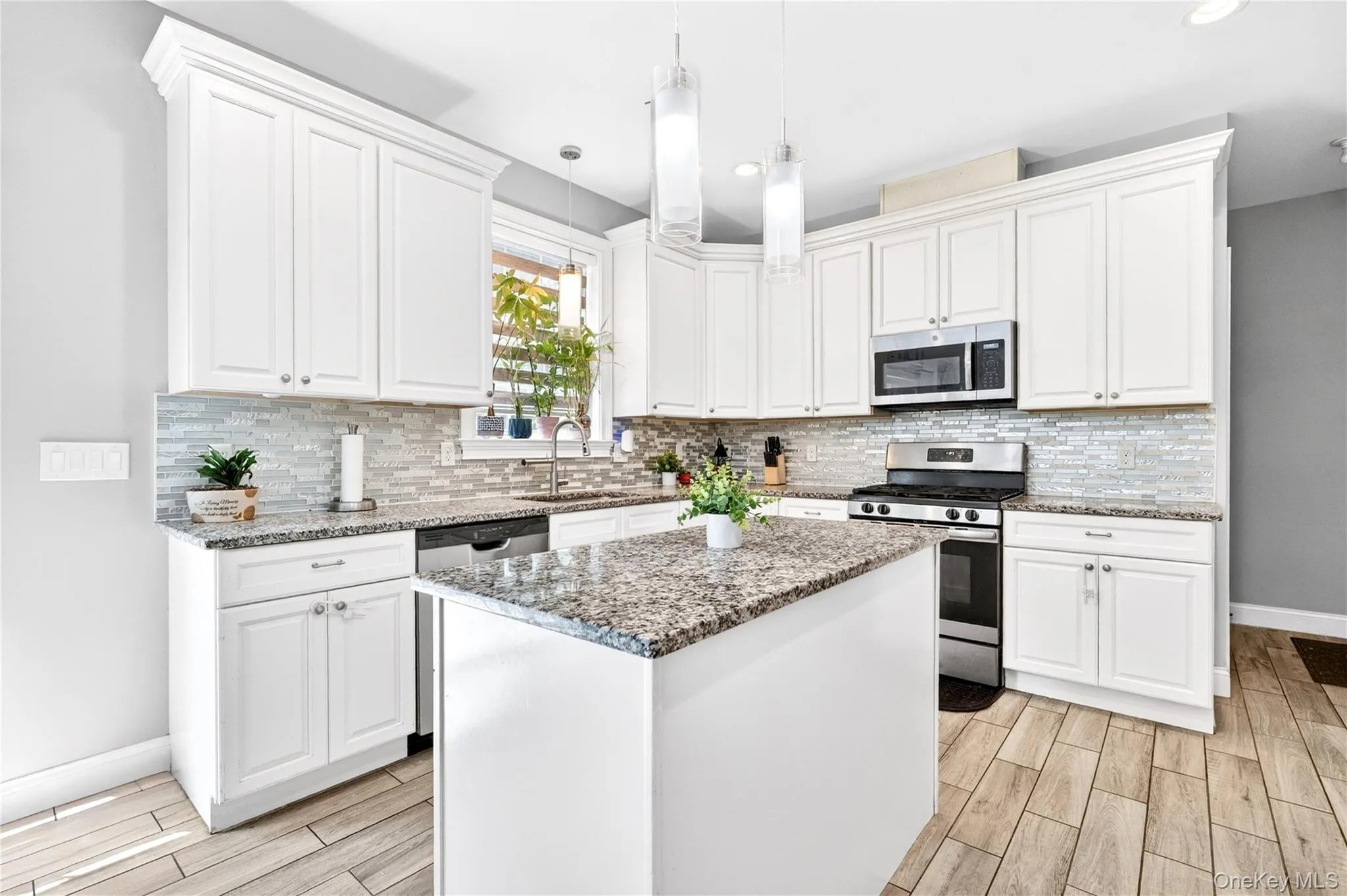 28 Ardmore Street, Cornwall, NY, 4 Bedrooms Bedrooms, 8 Rooms Rooms,2 BathroomsBathrooms,Residential,For Rent,Ardmore,0,1013135 28 Ardmore Street, Cornwall, NY, 4 Bedrooms Bedrooms, 8 Rooms Rooms,2 BathroomsBathrooms,Residential,For Rent,Ardmore,0,1013135