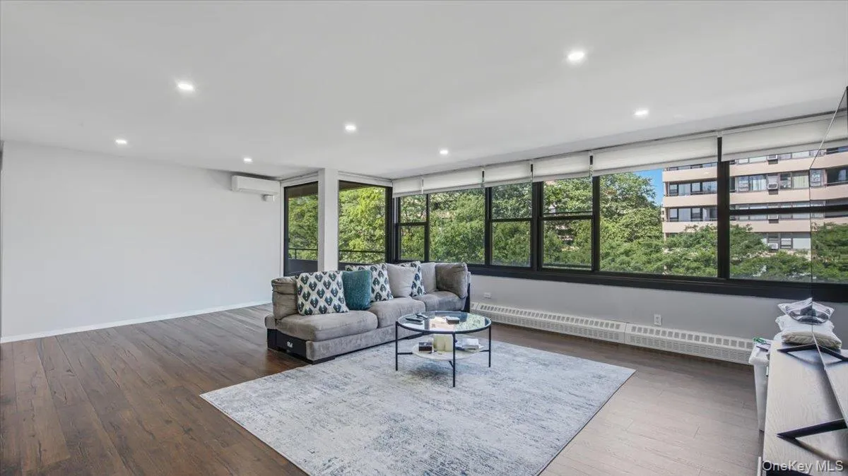 166-10 Powells Cove Boulevard, New York, NY, 1 Bedroom Bedrooms, 3 Rooms Rooms,1 BathroomBathrooms,Residential,For Rent,Powells Cove,0,KEY1013138 166-10 Powells Cove Boulevard, New York, NY, 1 Bedroom Bedrooms, 3 Rooms Rooms,1 BathroomBathrooms,Residential,For Rent,Powells Cove,0,KEY1013138