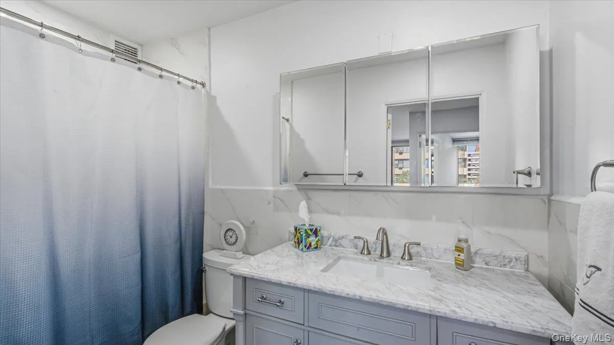 166-10 Powells Cove Boulevard, New York, NY, 1 Bedroom Bedrooms, 3 Rooms Rooms,1 BathroomBathrooms,Residential,For Rent,Powells Cove,0,KEY1013138 166-10 Powells Cove Boulevard, New York, NY, 1 Bedroom Bedrooms, 3 Rooms Rooms,1 BathroomBathrooms,Residential,For Rent,Powells Cove,0,KEY1013138