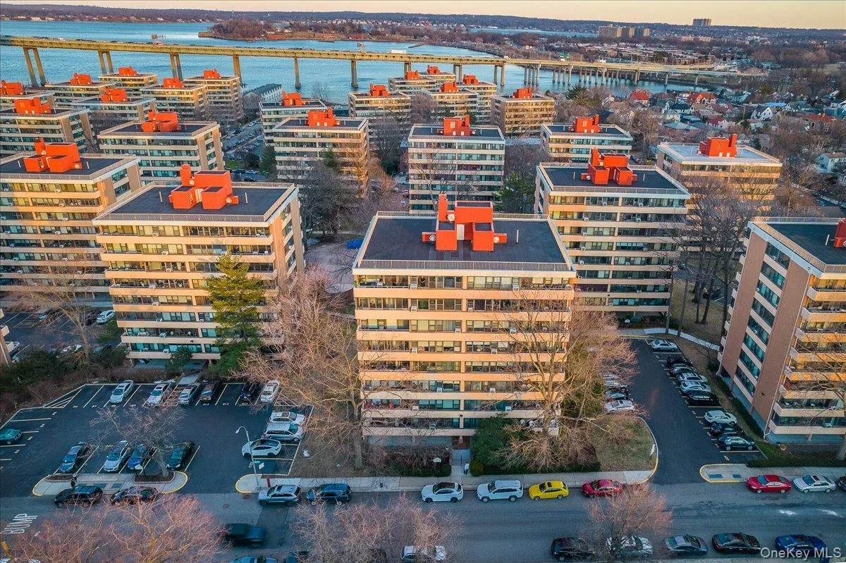 166-10 Powells Cove Boulevard, New York, NY, 1 Bedroom Bedrooms, 3 Rooms Rooms,1 BathroomBathrooms,Residential,For Rent,Powells Cove,0,KEY1013138 166-10 Powells Cove Boulevard, New York, NY, 1 Bedroom Bedrooms, 3 Rooms Rooms,1 BathroomBathrooms,Residential,For Rent,Powells Cove,0,KEY1013138