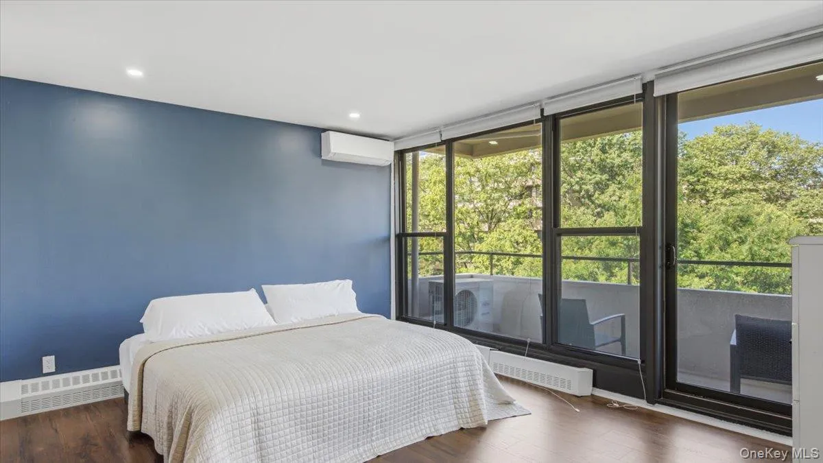 166-10 Powells Cove Boulevard, New York, NY, 1 Bedroom Bedrooms, 3 Rooms Rooms,1 BathroomBathrooms,Residential,For Rent,Powells Cove,0,KEY1013138 166-10 Powells Cove Boulevard, New York, NY, 1 Bedroom Bedrooms, 3 Rooms Rooms,1 BathroomBathrooms,Residential,For Rent,Powells Cove,0,KEY1013138