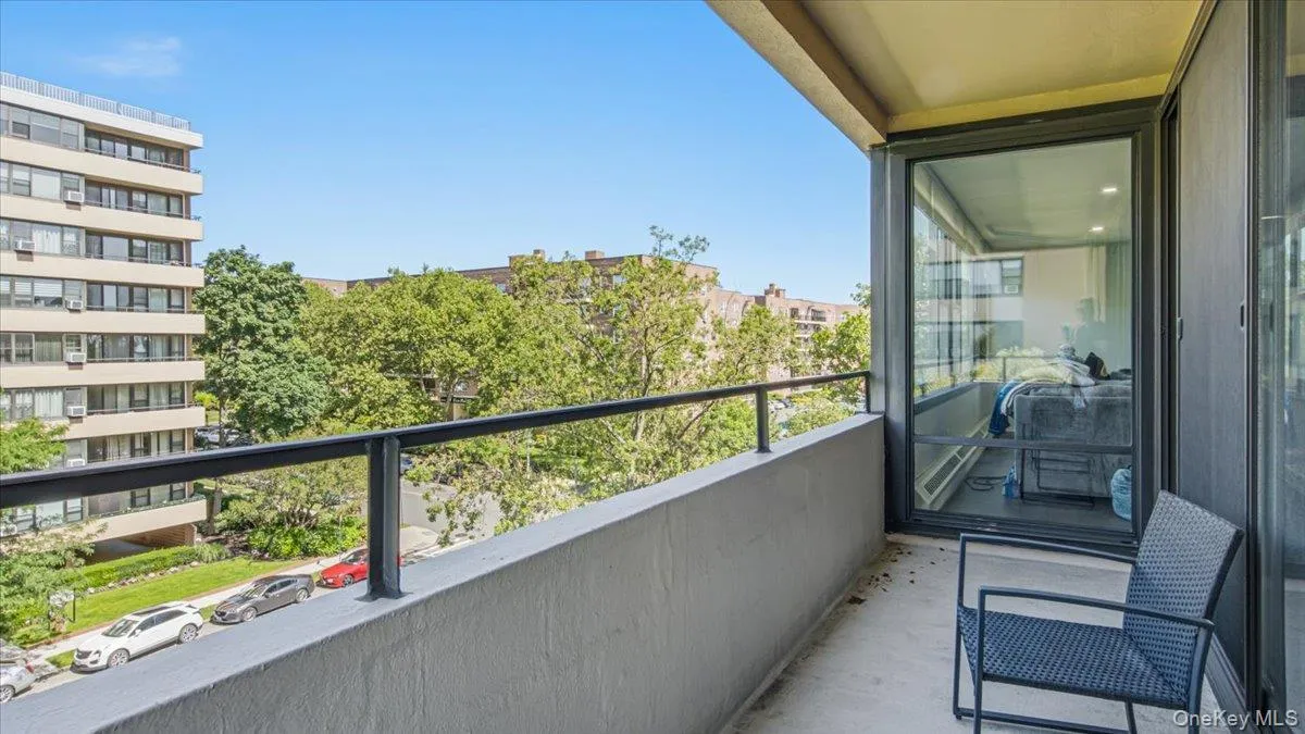 166-10 Powells Cove Boulevard, New York, NY, 1 Bedroom Bedrooms, 3 Rooms Rooms,1 BathroomBathrooms,Residential,For Rent,Powells Cove,0,KEY1013138 166-10 Powells Cove Boulevard, New York, NY, 1 Bedroom Bedrooms, 3 Rooms Rooms,1 BathroomBathrooms,Residential,For Rent,Powells Cove,0,KEY1013138