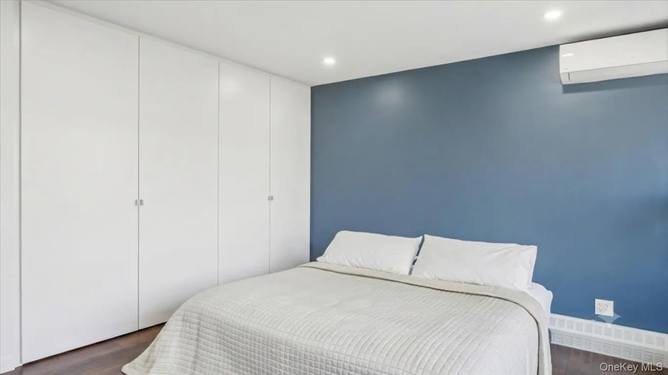 166-10 Powells Cove Boulevard, New York, NY, 1 Bedroom Bedrooms, 3 Rooms Rooms,1 BathroomBathrooms,Residential,For Rent,Powells Cove,0,KEY1013138 166-10 Powells Cove Boulevard, New York, NY, 1 Bedroom Bedrooms, 3 Rooms Rooms,1 BathroomBathrooms,Residential,For Rent,Powells Cove,0,KEY1013138