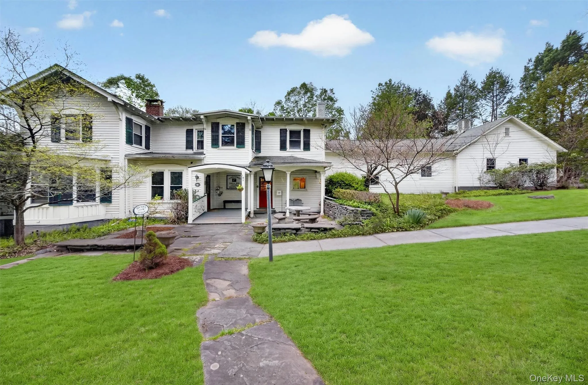 219 Husdon Street, Out Of Area, PA, 4 Bedrooms Bedrooms, 14 Rooms Rooms,2 BathroomsBathrooms,Residential,For Rent,Husdon,0,1013141 219 Husdon Street, Out Of Area, PA, 4 Bedrooms Bedrooms, 14 Rooms Rooms,2 BathroomsBathrooms,Residential,For Rent,Husdon,0,1013141