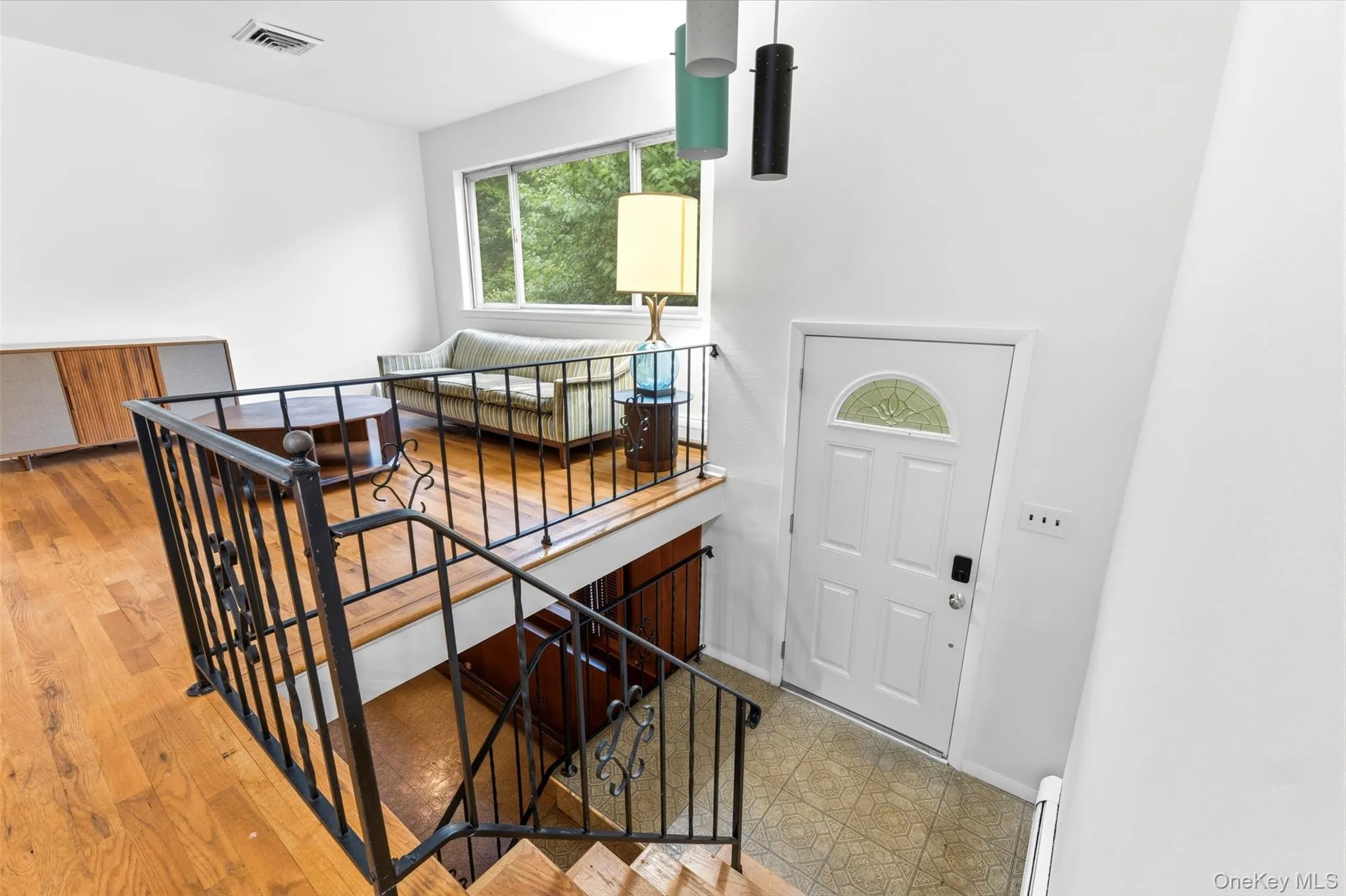 223 Newport Avenue, Orangetown, NY, 3 Bedrooms Bedrooms, 13 Rooms Rooms,1 BathroomBathrooms,Residential,For Rent,Newport,0,KEY1013143 223 Newport Avenue, Orangetown, NY, 3 Bedrooms Bedrooms, 13 Rooms Rooms,1 BathroomBathrooms,Residential,For Rent,Newport,0,KEY1013143