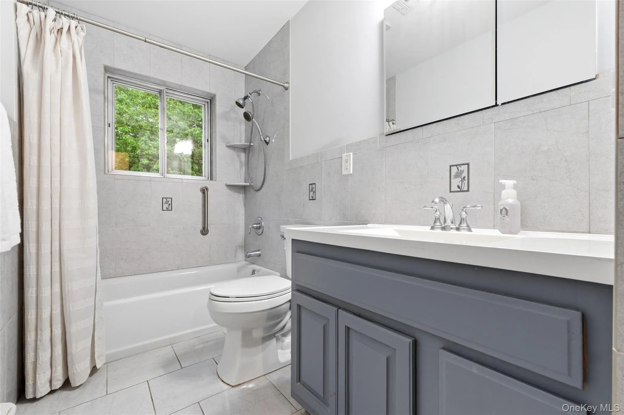 223 Newport Avenue, Orangetown, NY, 3 Bedrooms Bedrooms, 13 Rooms Rooms,1 BathroomBathrooms,Residential,For Rent,Newport,0,KEY1013143 223 Newport Avenue, Orangetown, NY, 3 Bedrooms Bedrooms, 13 Rooms Rooms,1 BathroomBathrooms,Residential,For Rent,Newport,0,KEY1013143