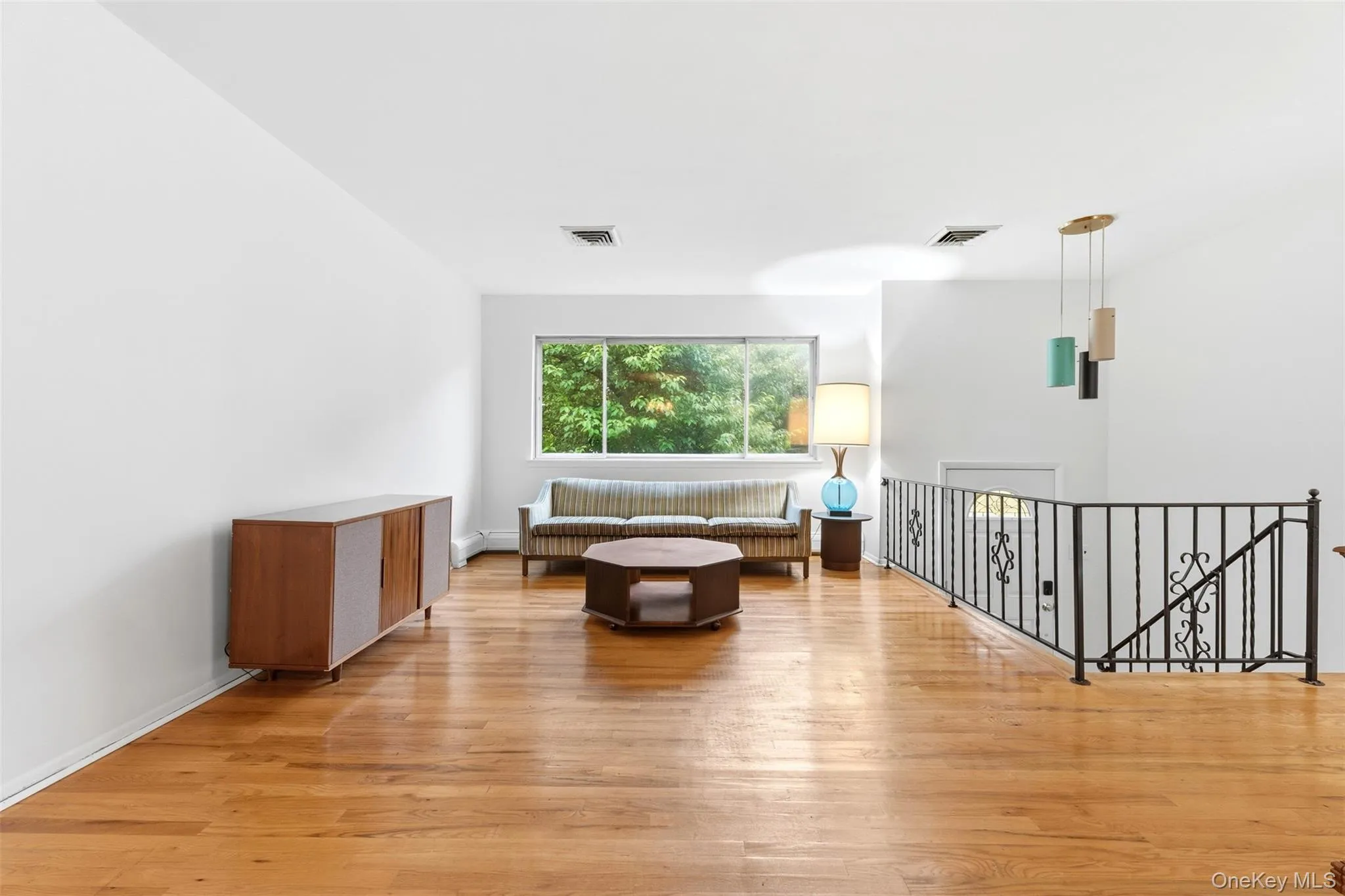 223 Newport Avenue, Orangetown, NY, 3 Bedrooms Bedrooms, 13 Rooms Rooms,1 BathroomBathrooms,Residential,For Rent,Newport,0,KEY1013143 223 Newport Avenue, Orangetown, NY, 3 Bedrooms Bedrooms, 13 Rooms Rooms,1 BathroomBathrooms,Residential,For Rent,Newport,0,KEY1013143
