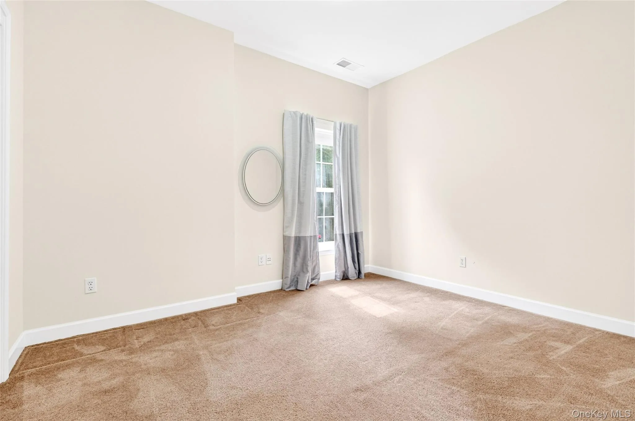 19 Ash Road, Fishkill, NY, 5 Bedrooms Bedrooms, 9 Rooms Rooms,3 BathroomsBathrooms,Residential,For Rent,Ash,0,1013146 19 Ash Road, Fishkill, NY, 5 Bedrooms Bedrooms, 9 Rooms Rooms,3 BathroomsBathrooms,Residential,For Rent,Ash,0,1013146