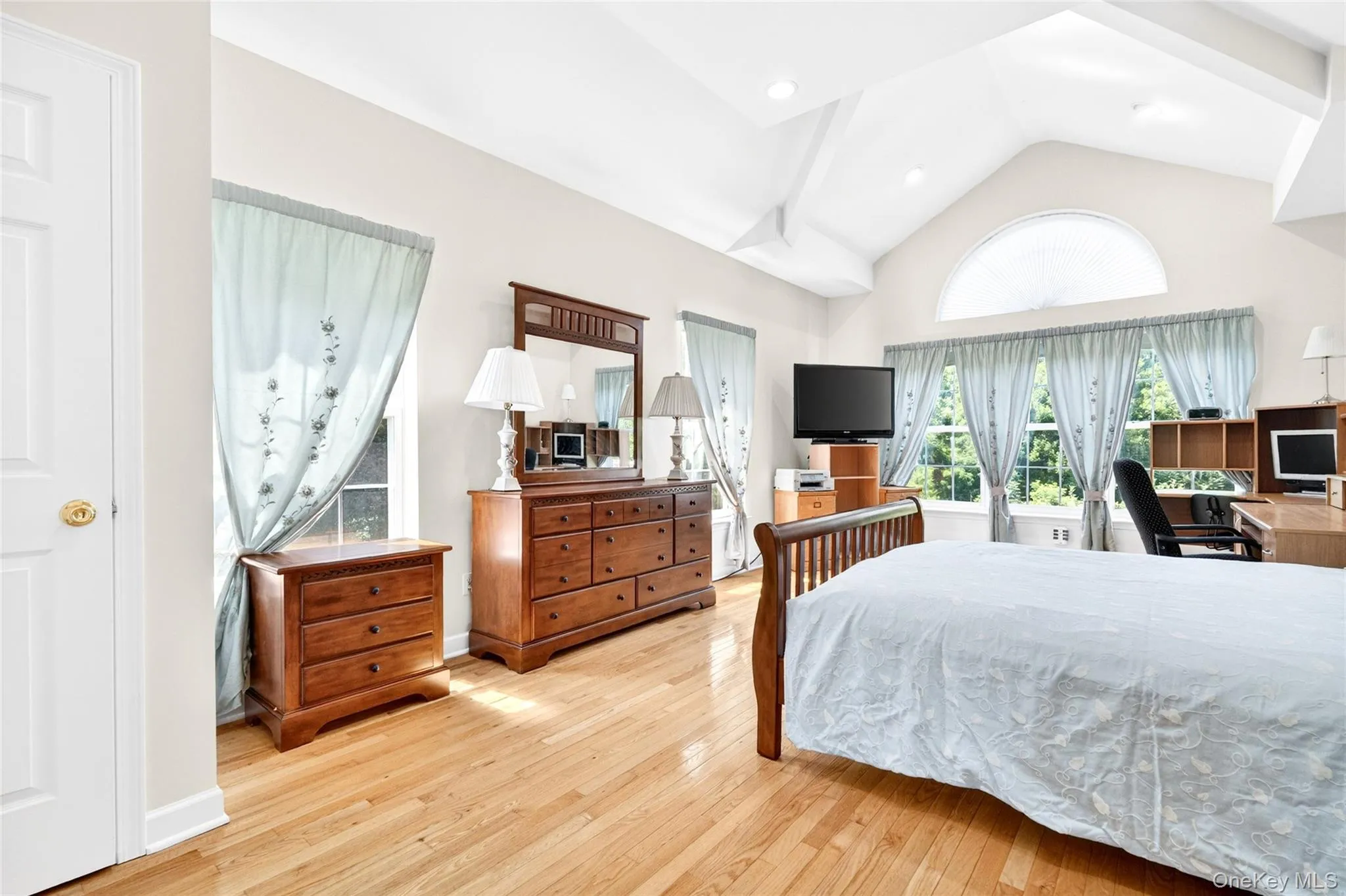 19 Ash Road, Fishkill, NY, 5 Bedrooms Bedrooms, 9 Rooms Rooms,3 BathroomsBathrooms,Residential,For Rent,Ash,0,1013146 19 Ash Road, Fishkill, NY, 5 Bedrooms Bedrooms, 9 Rooms Rooms,3 BathroomsBathrooms,Residential,For Rent,Ash,0,1013146