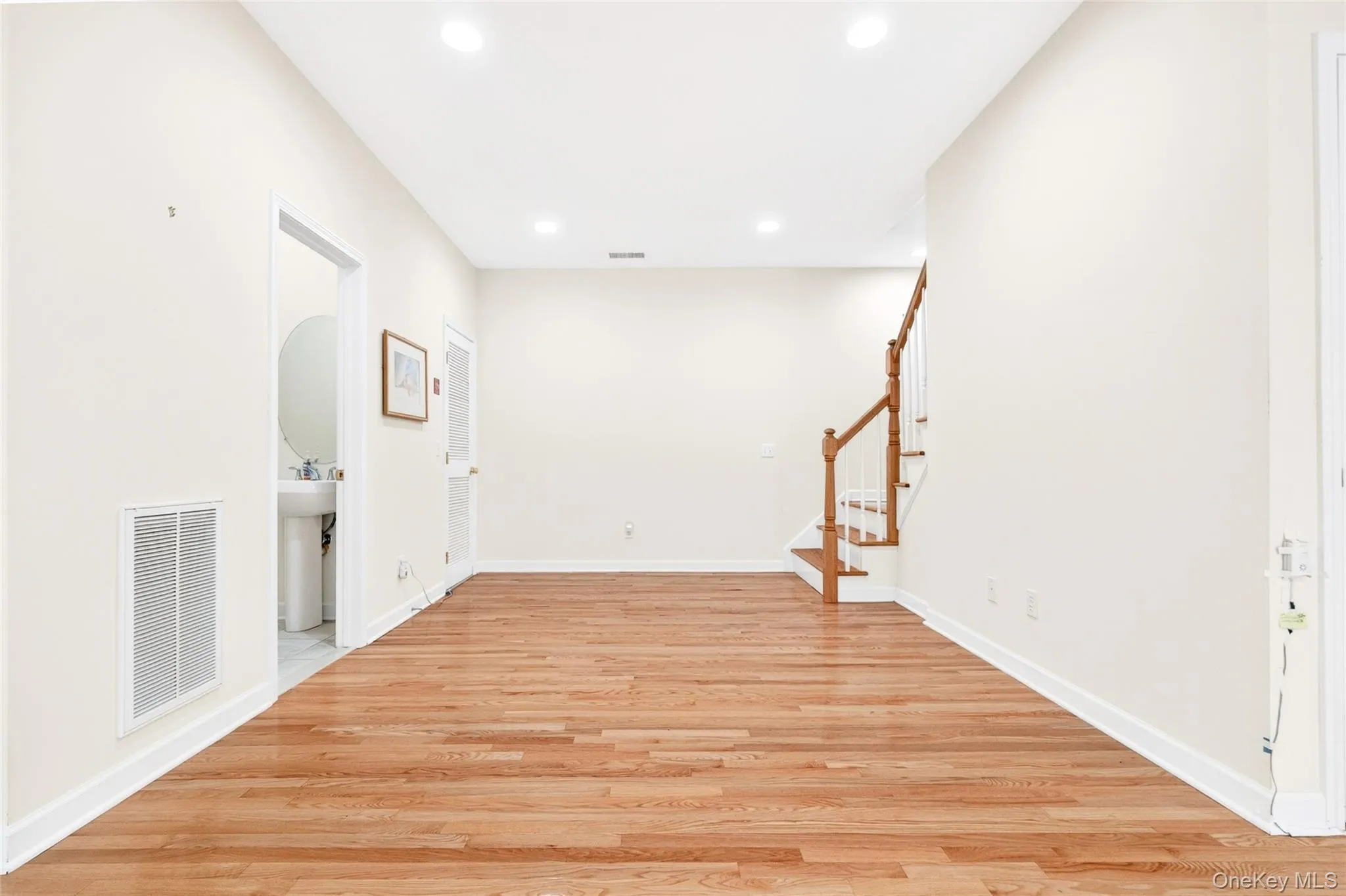 19 Ash Road, Fishkill, NY, 5 Bedrooms Bedrooms, 9 Rooms Rooms,3 BathroomsBathrooms,Residential,For Rent,Ash,0,1013146 19 Ash Road, Fishkill, NY, 5 Bedrooms Bedrooms, 9 Rooms Rooms,3 BathroomsBathrooms,Residential,For Rent,Ash,0,1013146