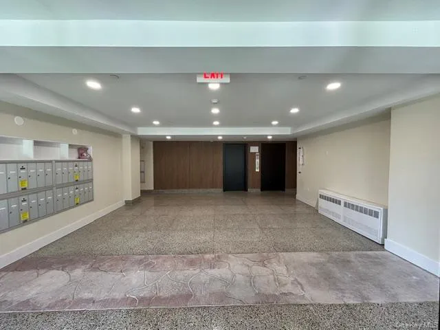 Entrance Foyer Entrance Foyer