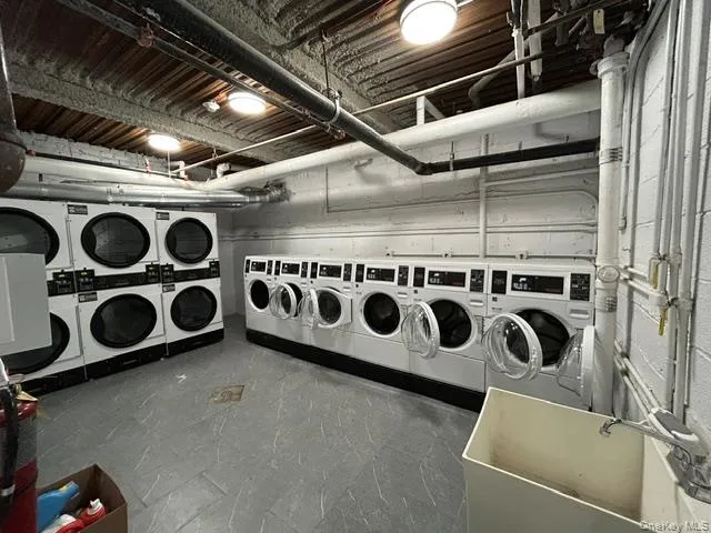671 Bronx River Road, Yonkers, NY, 1 Bedroom Bedrooms, 3 Rooms Rooms,1 BathroomBathrooms,Residential,For Rent,Bronx River,0,1013147 671 Bronx River Road, Yonkers, NY, 1 Bedroom Bedrooms, 3 Rooms Rooms,1 BathroomBathrooms,Residential,For Rent,Bronx River,0,1013147