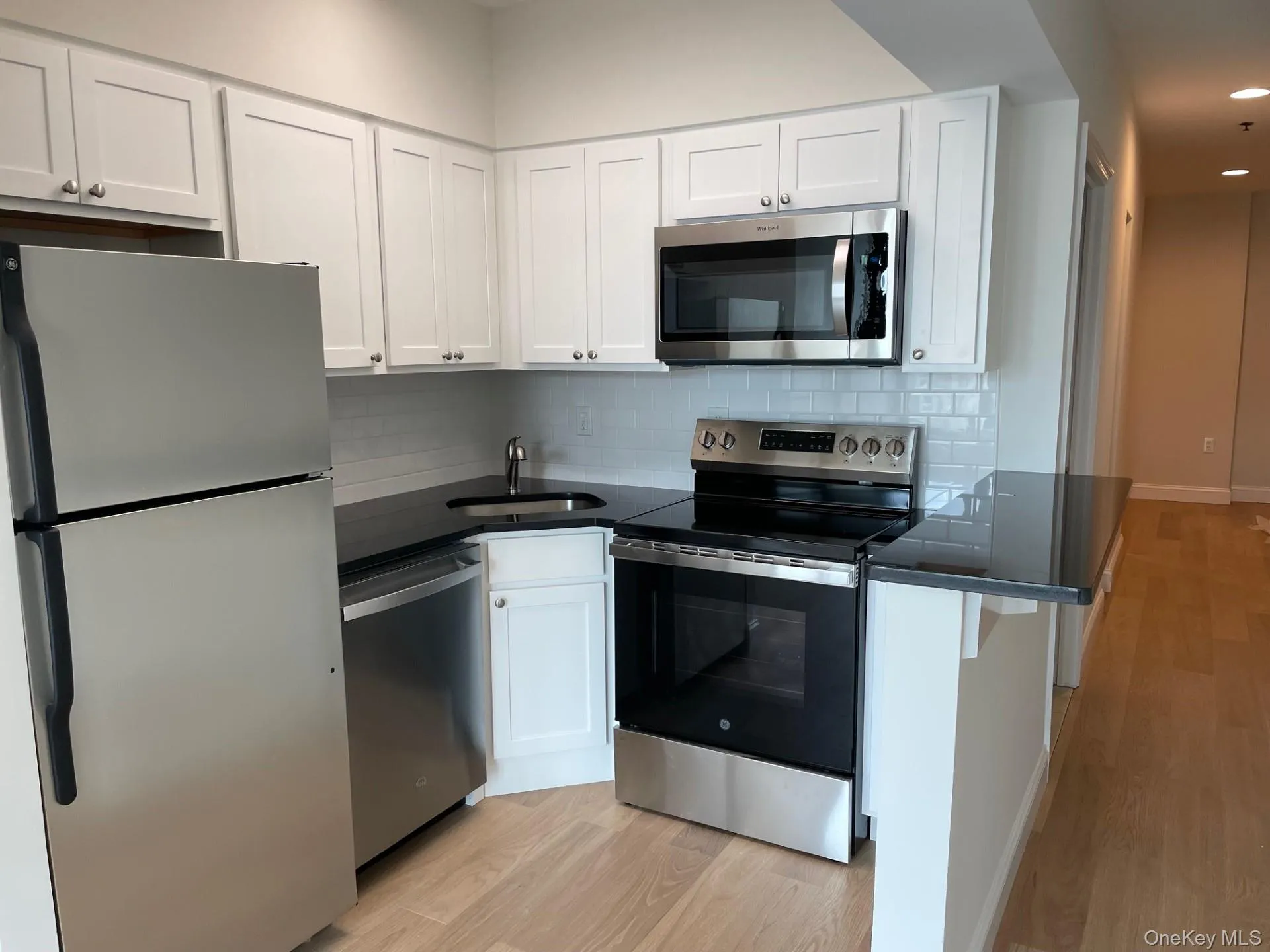 100 New Roc City Place, New Rochelle, NY, 1 Room Rooms,1 BathroomBathrooms,Residential Lease,For Rent,New Roc City,0,1013151 100 New Roc City Place, New Rochelle, NY, 1 Room Rooms,1 BathroomBathrooms,Residential Lease,For Rent,New Roc City,0,1013151