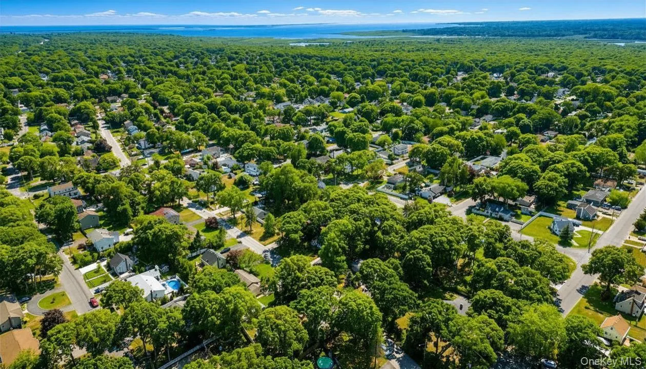 35 Corbin Avenue, Brookhaven, NY, 3 Bedrooms Bedrooms, 7 Rooms Rooms,2 BathroomsBathrooms,Residential,For Rent,Corbin,0,1013152 35 Corbin Avenue, Brookhaven, NY, 3 Bedrooms Bedrooms, 7 Rooms Rooms,2 BathroomsBathrooms,Residential,For Rent,Corbin,0,1013152