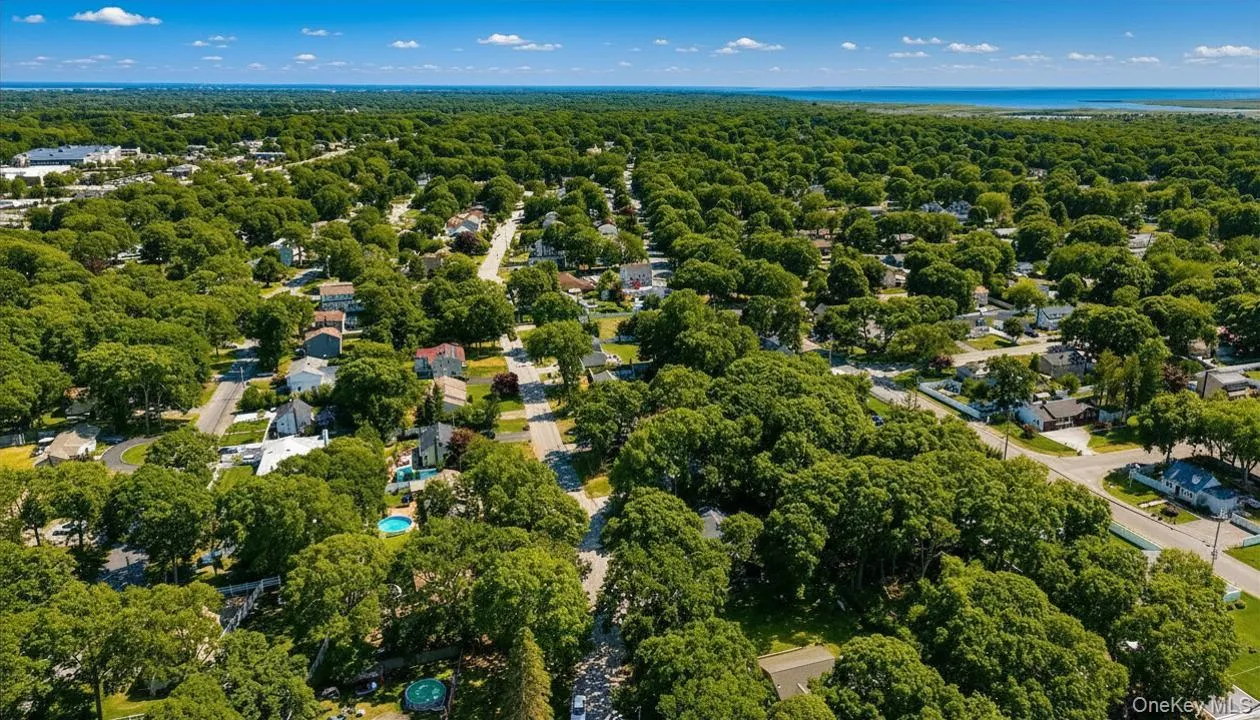 35 Corbin Avenue, Brookhaven, NY, 3 Bedrooms Bedrooms, 7 Rooms Rooms,2 BathroomsBathrooms,Residential,For Rent,Corbin,0,1013152 35 Corbin Avenue, Brookhaven, NY, 3 Bedrooms Bedrooms, 7 Rooms Rooms,2 BathroomsBathrooms,Residential,For Rent,Corbin,0,1013152