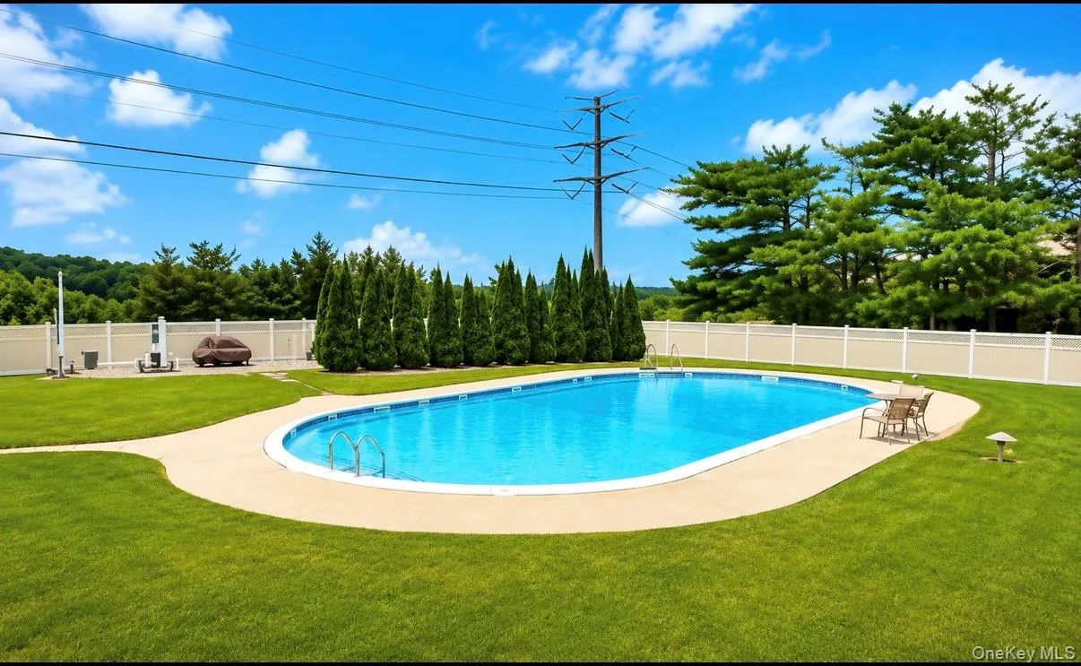 396 Country Club Lane, Haverstraw, NY, 2 Bedrooms Bedrooms, 5 Rooms Rooms,1 BathroomBathrooms,Residential,For Rent,Country Club,0,1013155 396 Country Club Lane, Haverstraw, NY, 2 Bedrooms Bedrooms, 5 Rooms Rooms,1 BathroomBathrooms,Residential,For Rent,Country Club,0,1013155