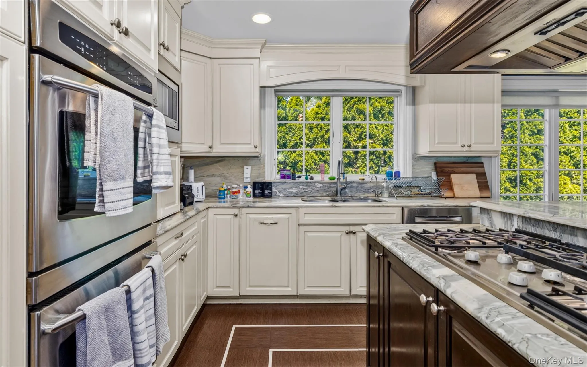 25 Bay Driveway, North Hempstead, NY, 4 Bedrooms Bedrooms, 11 Rooms Rooms,4 BathroomsBathrooms,Residential Lease,For Rent,Bay Driveway,0,1013164 25 Bay Driveway, North Hempstead, NY, 4 Bedrooms Bedrooms, 11 Rooms Rooms,4 BathroomsBathrooms,Residential Lease,For Rent,Bay Driveway,0,1013164