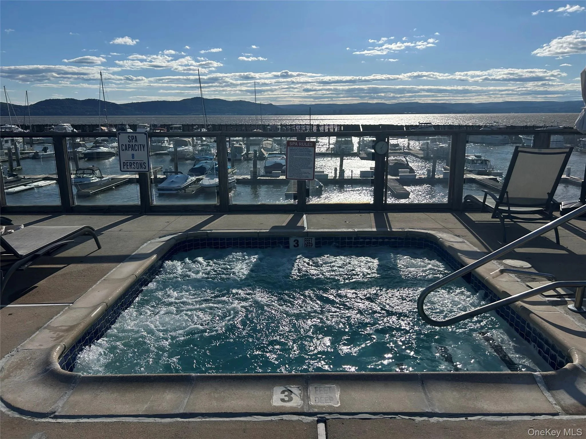Hot Tub Overlooking the Majestic Hudson River. Incredible experience - it never gets old. Hot Tub Overlooking the Majestic Hudson River. Incredible experience - it never gets old.
