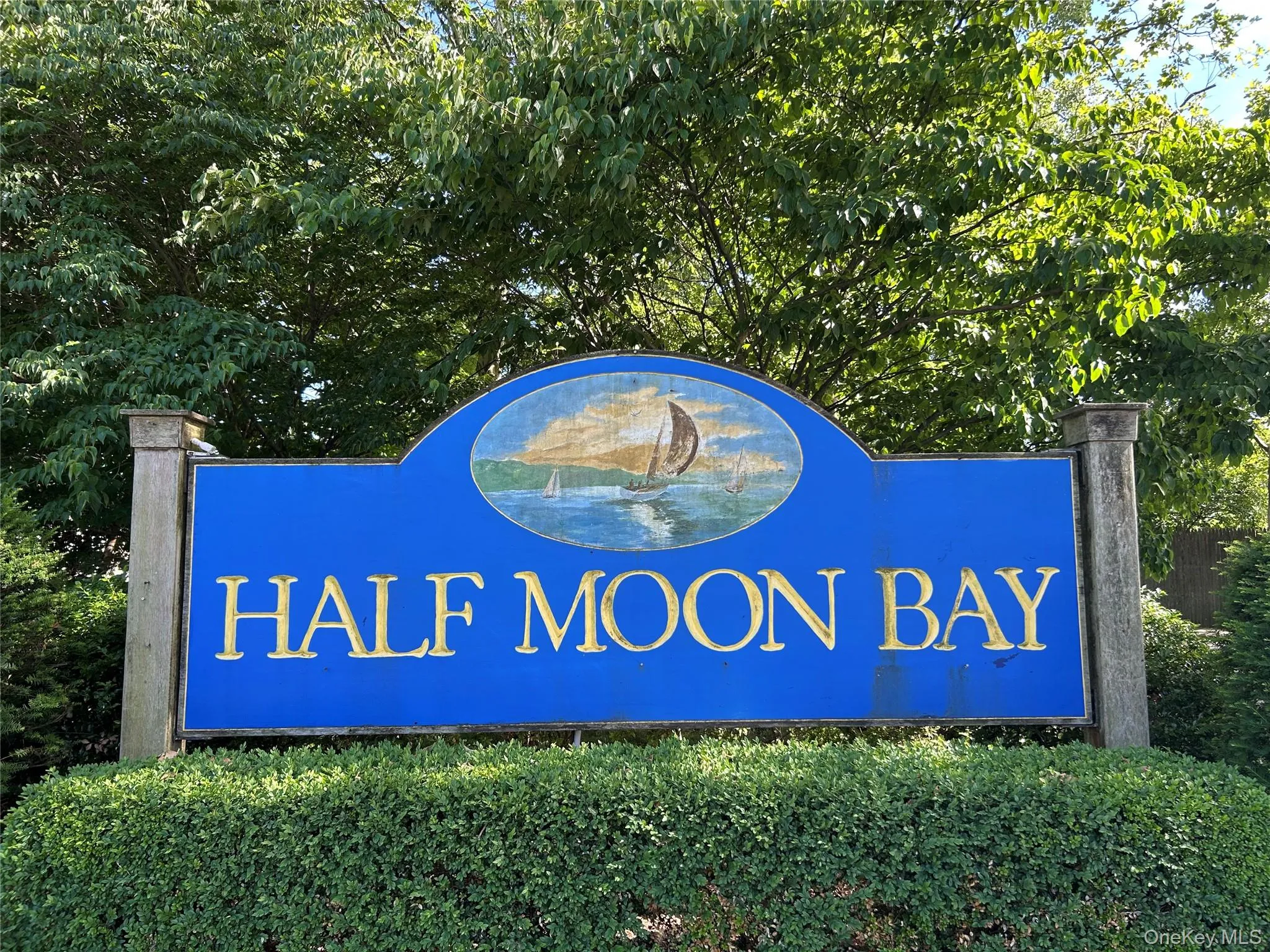 Sought After Half Moon Bay Condo Development. Sought After Half Moon Bay Condo Development.