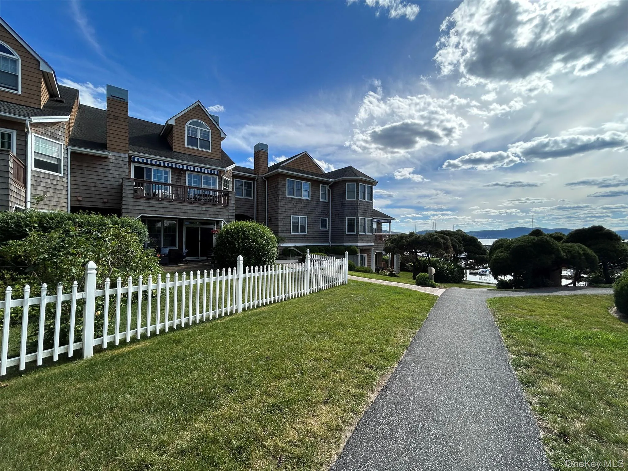 106 Half Moon Bay Drive, Cortlandt, NY, 1 Bedroom Bedrooms, 4 Rooms Rooms,1 BathroomBathrooms,Residential,For Rent,Half Moon Bay,0,1013166 106 Half Moon Bay Drive, Cortlandt, NY, 1 Bedroom Bedrooms, 4 Rooms Rooms,1 BathroomBathrooms,Residential,For Rent,Half Moon Bay,0,1013166