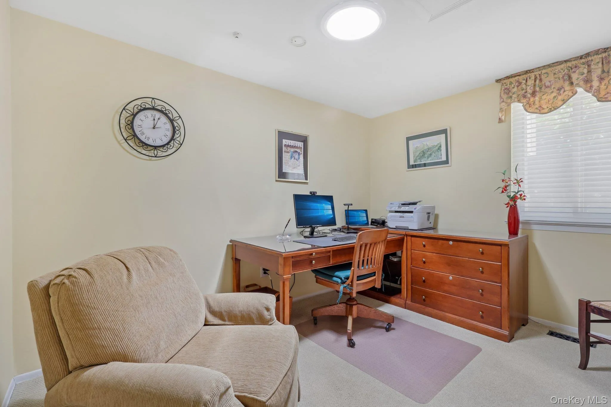 # 3 Currently used as a home office. Double closet. # 3 Currently used as a home office. Double closet.