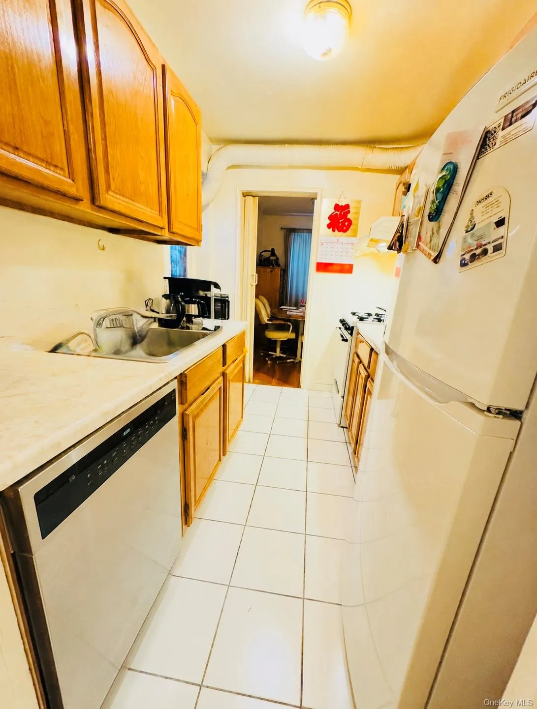 118-60 Metropolitan Avenue, New York, NY, 1 Bedroom Bedrooms, 4 Rooms Rooms,1 BathroomBathrooms,Residential,For Rent,Metropolitan,0,1013170 118-60 Metropolitan Avenue, New York, NY, 1 Bedroom Bedrooms, 4 Rooms Rooms,1 BathroomBathrooms,Residential,For Rent,Metropolitan,0,1013170