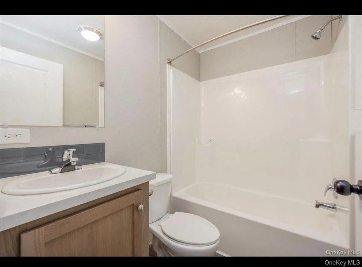 37 Windward, Stony Point, NY, 3 Bedrooms Bedrooms, 5 Rooms Rooms,2 BathroomsBathrooms,Residential,For Rent,Windward,0,1013171 37 Windward, Stony Point, NY, 3 Bedrooms Bedrooms, 5 Rooms Rooms,2 BathroomsBathrooms,Residential,For Rent,Windward,0,1013171