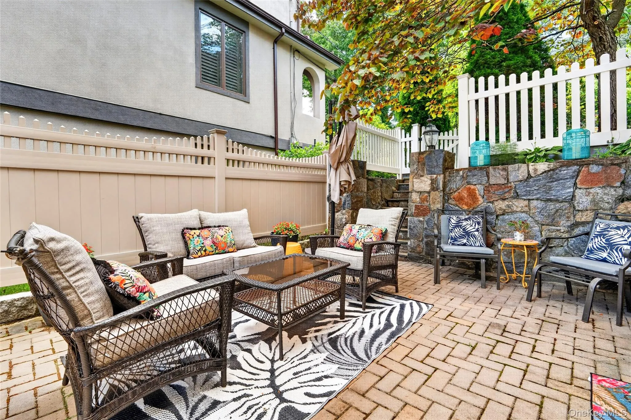 2 Stewart Avenue, Eastchester, NY, 3 Bedrooms Bedrooms, 6 Rooms Rooms,2 BathroomsBathrooms,Residential,For Rent,Stewart,0,1013172 2 Stewart Avenue, Eastchester, NY, 3 Bedrooms Bedrooms, 6 Rooms Rooms,2 BathroomsBathrooms,Residential,For Rent,Stewart,0,1013172