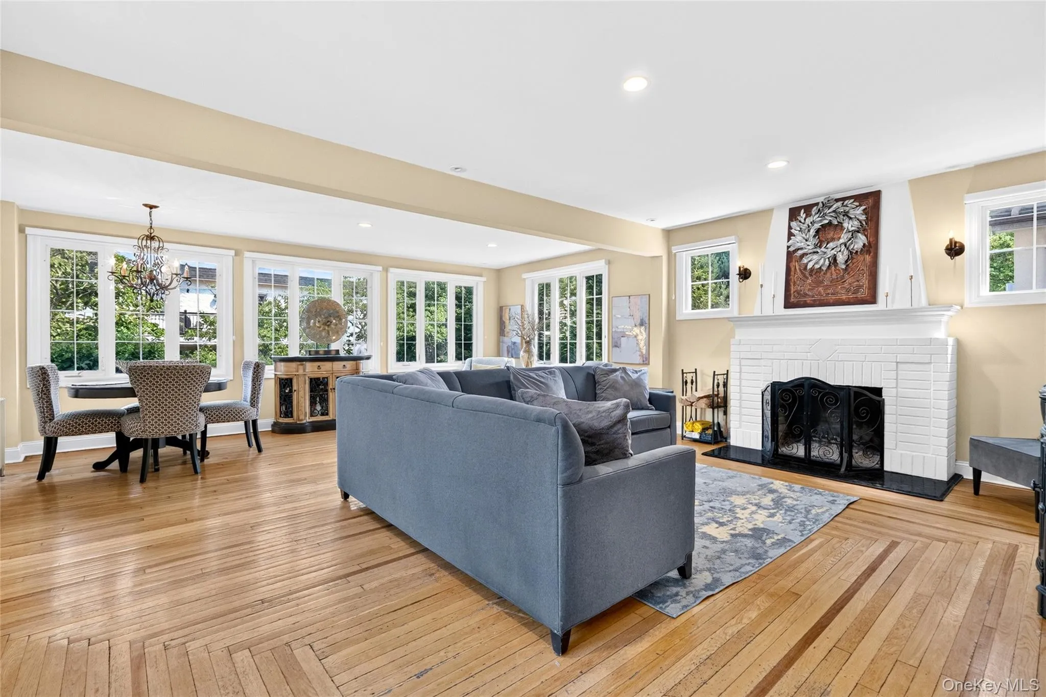 2 Stewart Avenue, Eastchester, NY, 3 Bedrooms Bedrooms, 6 Rooms Rooms,2 BathroomsBathrooms,Residential,For Rent,Stewart,0,1013172 2 Stewart Avenue, Eastchester, NY, 3 Bedrooms Bedrooms, 6 Rooms Rooms,2 BathroomsBathrooms,Residential,For Rent,Stewart,0,1013172