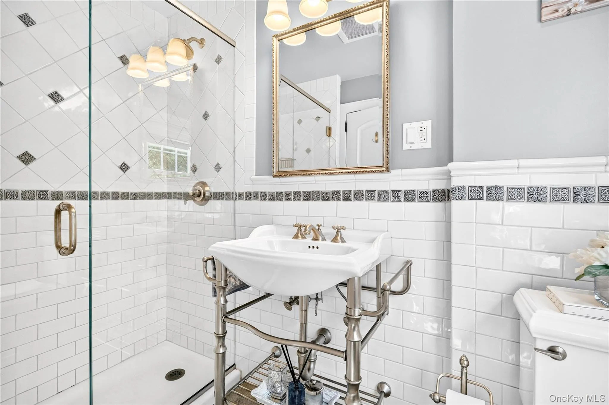 2 Stewart Avenue, Eastchester, NY, 3 Bedrooms Bedrooms, 6 Rooms Rooms,2 BathroomsBathrooms,Residential,For Rent,Stewart,0,1013172 2 Stewart Avenue, Eastchester, NY, 3 Bedrooms Bedrooms, 6 Rooms Rooms,2 BathroomsBathrooms,Residential,For Rent,Stewart,0,1013172