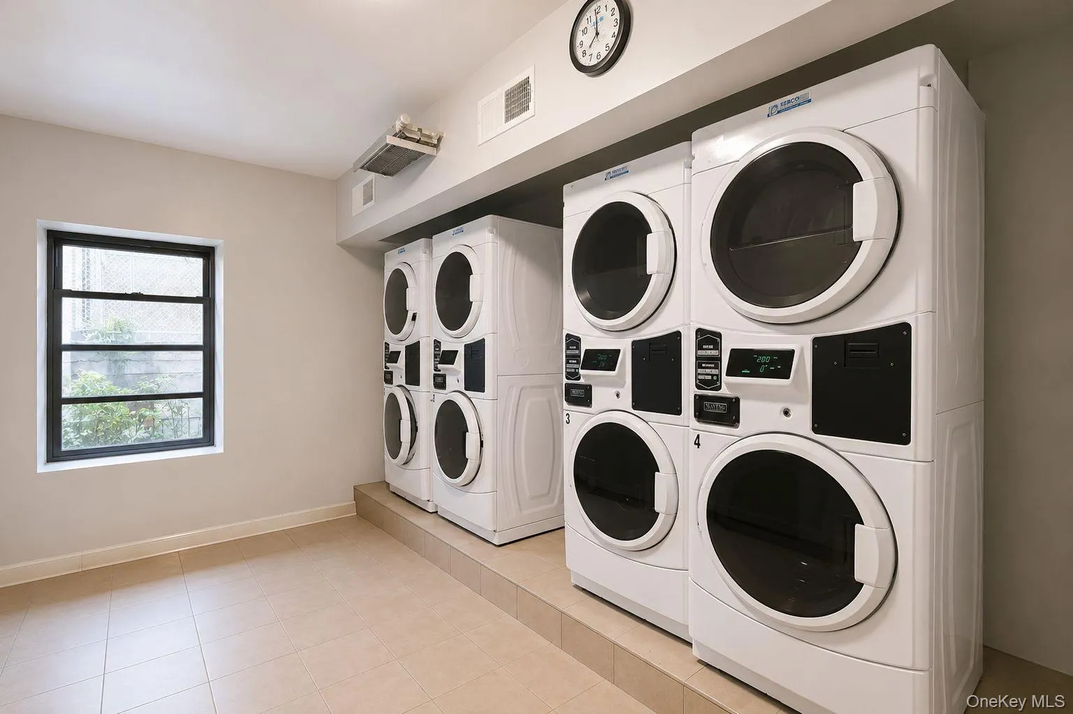4-6 105th Street, New York, NY, 1 Bedroom Bedrooms, 4 Rooms Rooms,1 BathroomBathrooms,Residential,For Rent,105th,0,1013173 4-6 105th Street, New York, NY, 1 Bedroom Bedrooms, 4 Rooms Rooms,1 BathroomBathrooms,Residential,For Rent,105th,0,1013173
