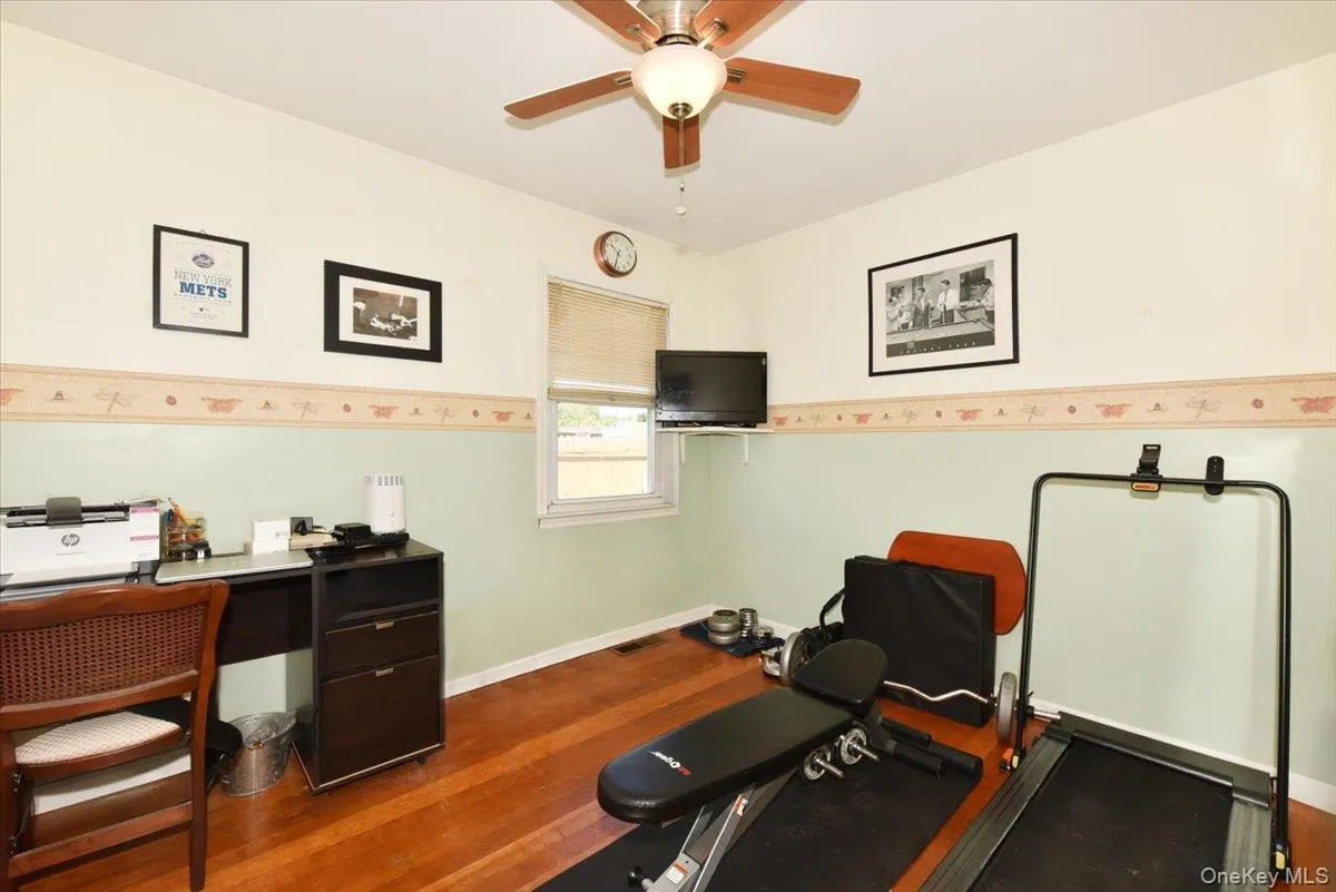 11 Glenda Drive, West Babylon, NY, 2 Bedrooms Bedrooms, 6 Rooms Rooms,1 BathroomBathrooms,Residential,For Rent,Glenda,0,1013177 11 Glenda Drive, West Babylon, NY, 2 Bedrooms Bedrooms, 6 Rooms Rooms,1 BathroomBathrooms,Residential,For Rent,Glenda,0,1013177
