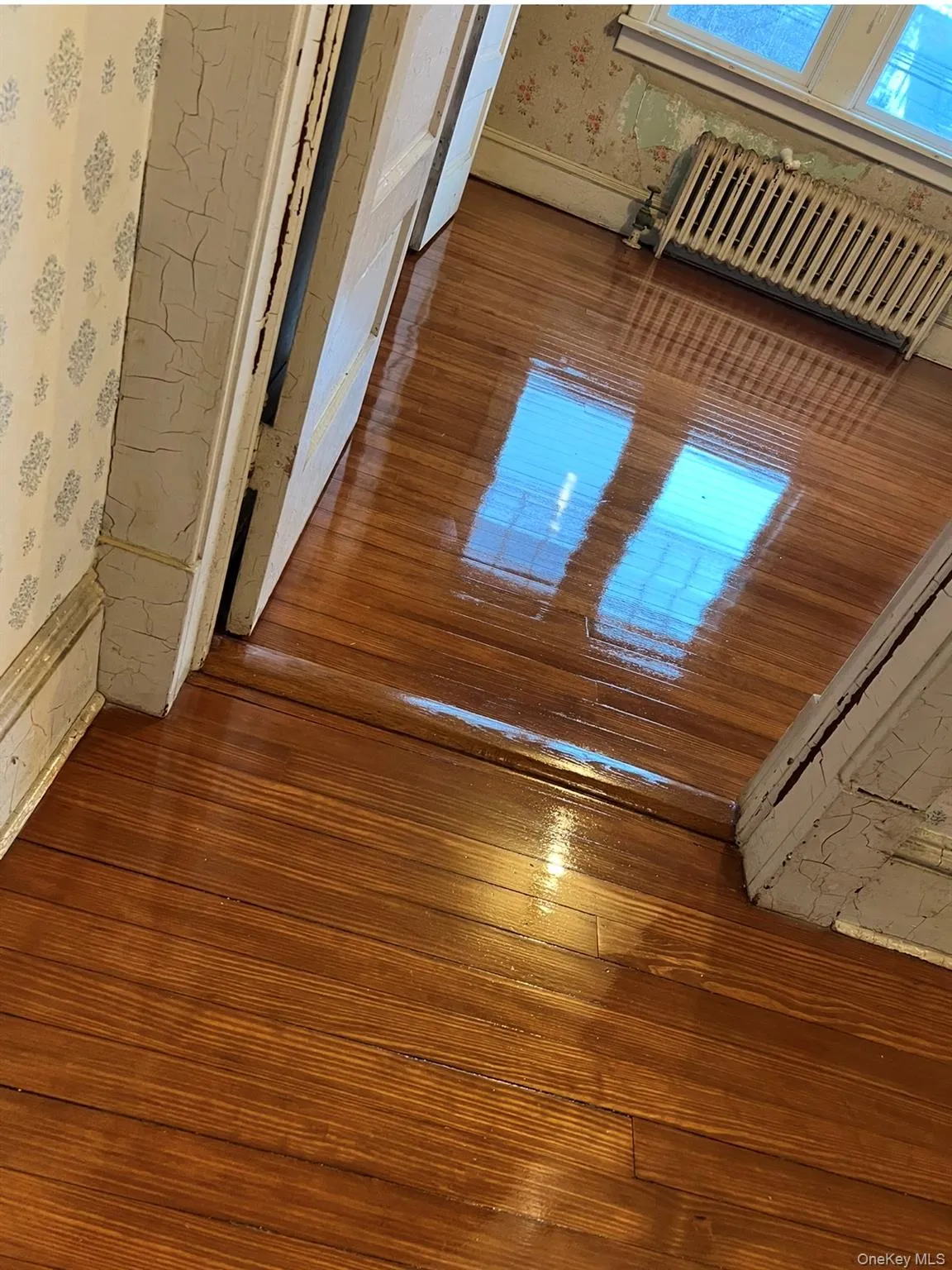 70 Staples Street, Oyster Bay, NY, 4 Bedrooms Bedrooms, 4 Rooms Rooms,1 BathroomBathrooms,Residential,For Rent,Staples,0,1013186 70 Staples Street, Oyster Bay, NY, 4 Bedrooms Bedrooms, 4 Rooms Rooms,1 BathroomBathrooms,Residential,For Rent,Staples,0,1013186
