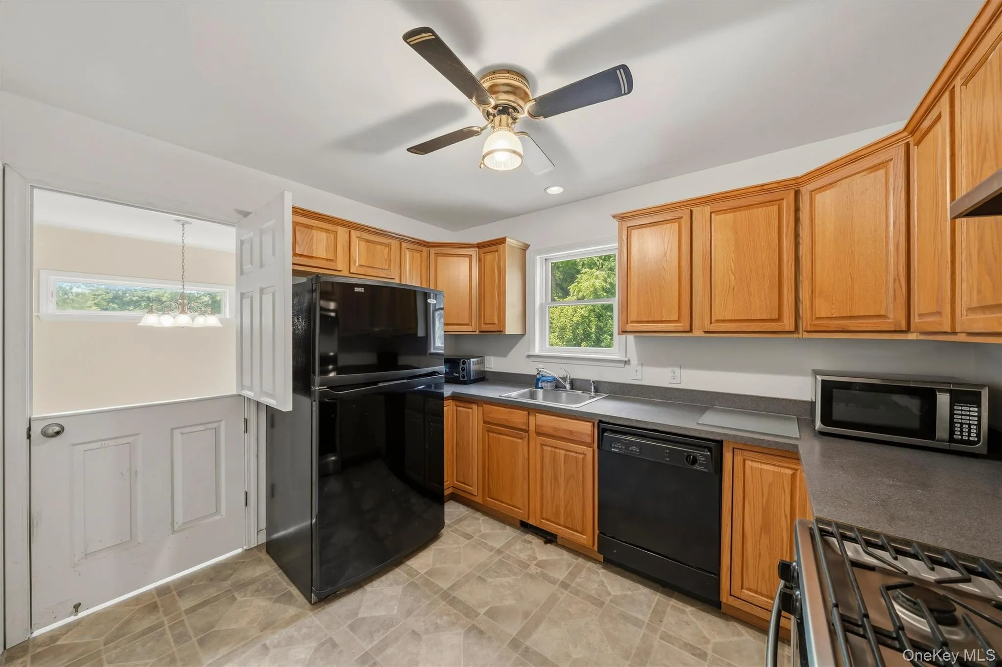 39 Overlook Road, Monroe, NY, 3 Bedrooms Bedrooms, 8 Rooms Rooms,2 BathroomsBathrooms,Residential,For Rent,Overlook,0,1013192 39 Overlook Road, Monroe, NY, 3 Bedrooms Bedrooms, 8 Rooms Rooms,2 BathroomsBathrooms,Residential,For Rent,Overlook,0,1013192