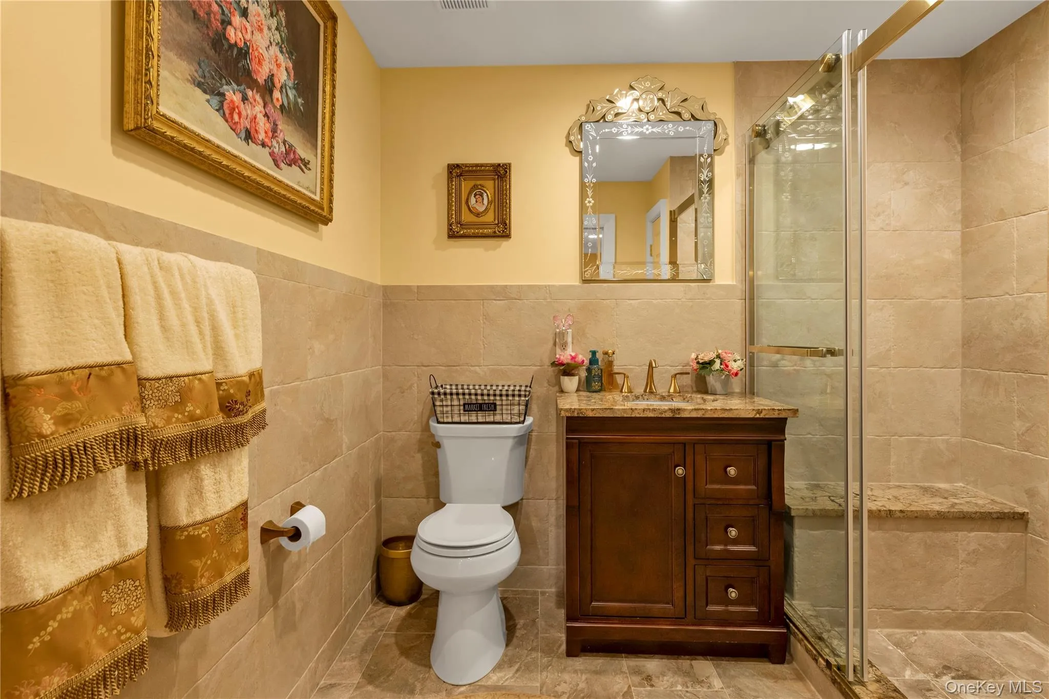 Primary En-Suite Primary En-Suite