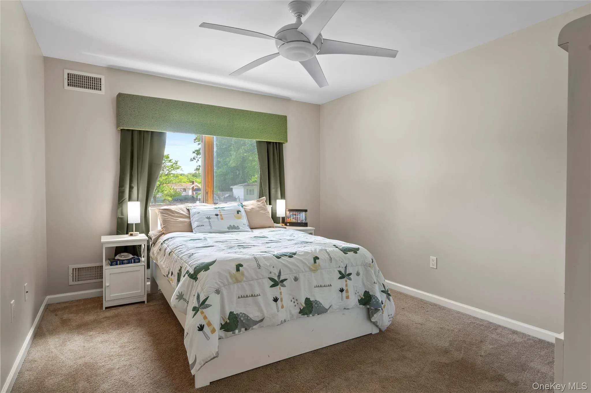 "House 2" Bedroom 1 "House 2" Bedroom 1