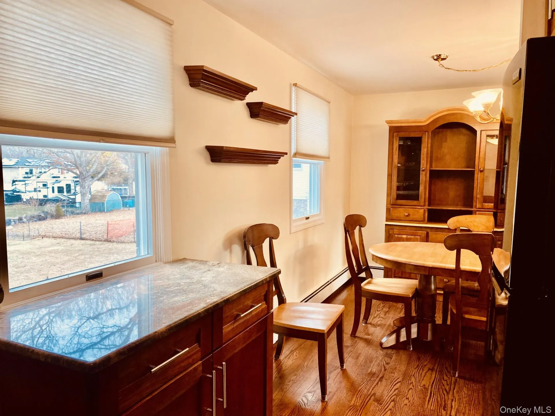 23 Grossman Street, Huntington, NY, 2 Bedrooms Bedrooms, 5 Rooms Rooms,1 BathroomBathrooms,Residential Lease,For Rent,Grossman,0,1013203 23 Grossman Street, Huntington, NY, 2 Bedrooms Bedrooms, 5 Rooms Rooms,1 BathroomBathrooms,Residential Lease,For Rent,Grossman,0,1013203
