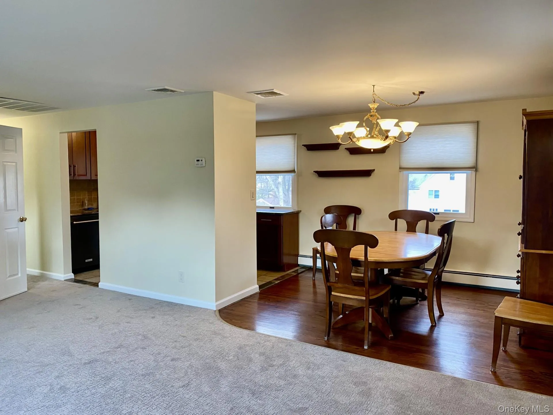 Dining Area Off Living Room & Kitchen Dining Area Off Living Room & Kitchen