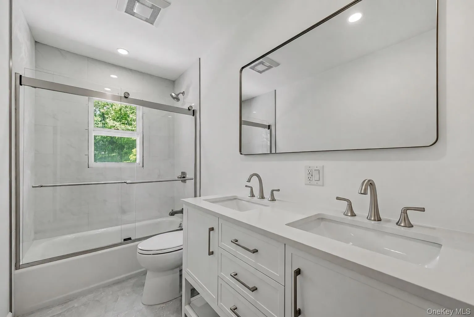 137 Howard Avenue, Orangetown, NY, 6 Bedrooms Bedrooms, 17 Rooms Rooms,3 BathroomsBathrooms,Residential,For Rent,Howard,0,1013212 137 Howard Avenue, Orangetown, NY, 6 Bedrooms Bedrooms, 17 Rooms Rooms,3 BathroomsBathrooms,Residential,For Rent,Howard,0,1013212