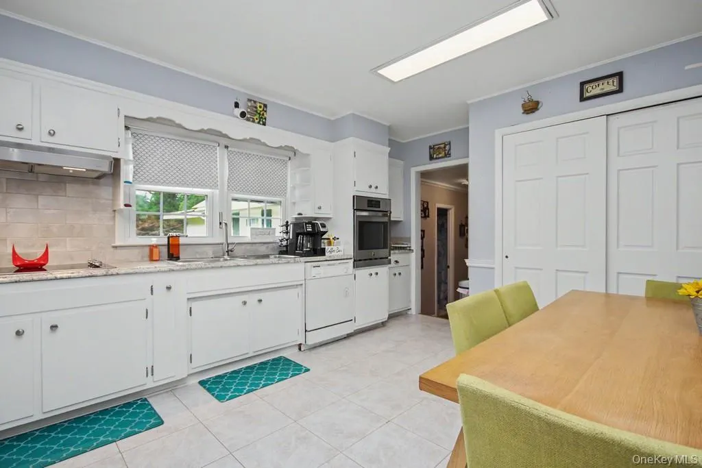 1353 Route 6, Carmel, NY, 3 Bedrooms Bedrooms, 6 Rooms Rooms,2 BathroomsBathrooms,Residential,For Rent,Route 6,0,1013213 1353 Route 6, Carmel, NY, 3 Bedrooms Bedrooms, 6 Rooms Rooms,2 BathroomsBathrooms,Residential,For Rent,Route 6,0,1013213