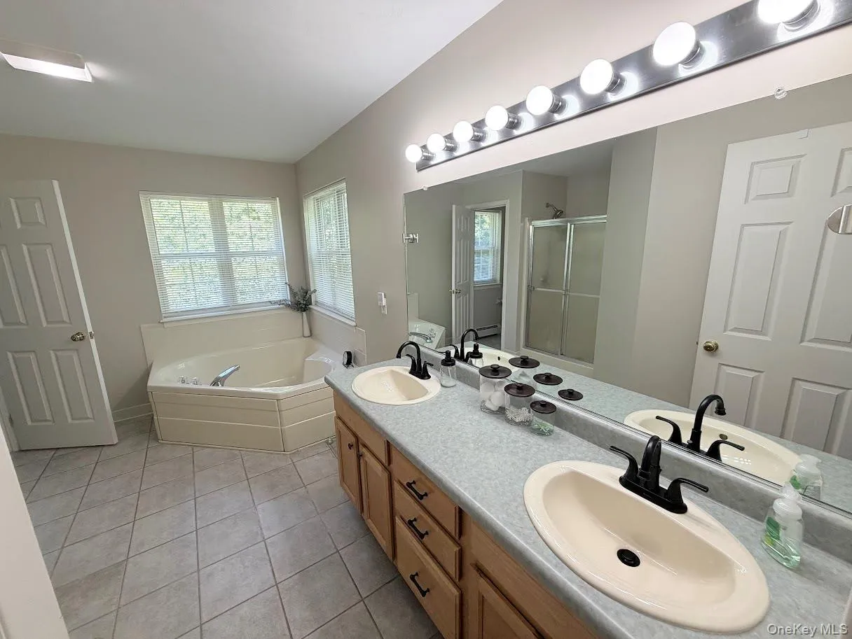 44 Ramblewood Drive, Newburgh (city), NY, 4 Bedrooms Bedrooms, 9 Rooms Rooms,2 BathroomsBathrooms,Residential,For Rent,Ramblewood,0,1013217 44 Ramblewood Drive, Newburgh (city), NY, 4 Bedrooms Bedrooms, 9 Rooms Rooms,2 BathroomsBathrooms,Residential,For Rent,Ramblewood,0,1013217