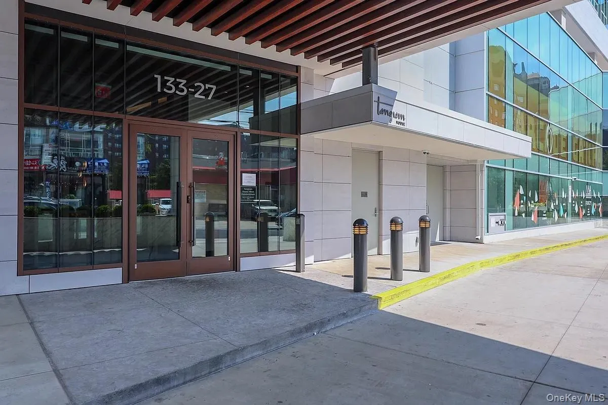 133-36 37th Avenue, New York, NY, 3 Bedrooms Bedrooms, 7 Rooms Rooms,2 BathroomsBathrooms,Residential Lease,For Rent,37th,0,1013219 133-36 37th Avenue, New York, NY, 3 Bedrooms Bedrooms, 7 Rooms Rooms,2 BathroomsBathrooms,Residential Lease,For Rent,37th,0,1013219