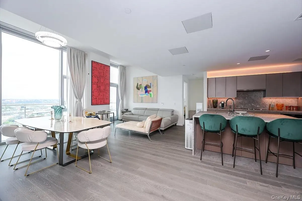 133-36 37th Avenue, New York, NY, 3 Bedrooms Bedrooms, 7 Rooms Rooms,2 BathroomsBathrooms,Residential Lease,For Rent,37th,0,1013219 133-36 37th Avenue, New York, NY, 3 Bedrooms Bedrooms, 7 Rooms Rooms,2 BathroomsBathrooms,Residential Lease,For Rent,37th,0,1013219