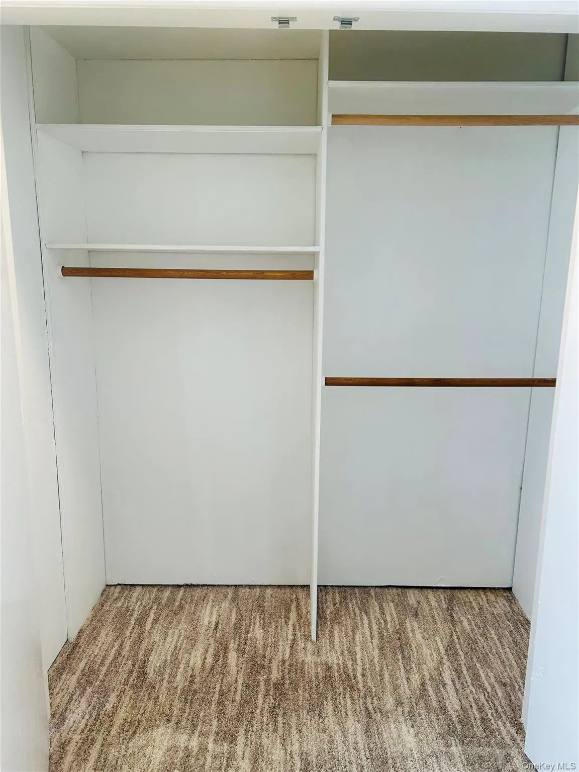 46 Totten Place, Babylon, NY, 2 Bedrooms Bedrooms, 5 Rooms Rooms,1 BathroomBathrooms,Residential Lease,For Rent,Totten,0,1013222 46 Totten Place, Babylon, NY, 2 Bedrooms Bedrooms, 5 Rooms Rooms,1 BathroomBathrooms,Residential Lease,For Rent,Totten,0,1013222