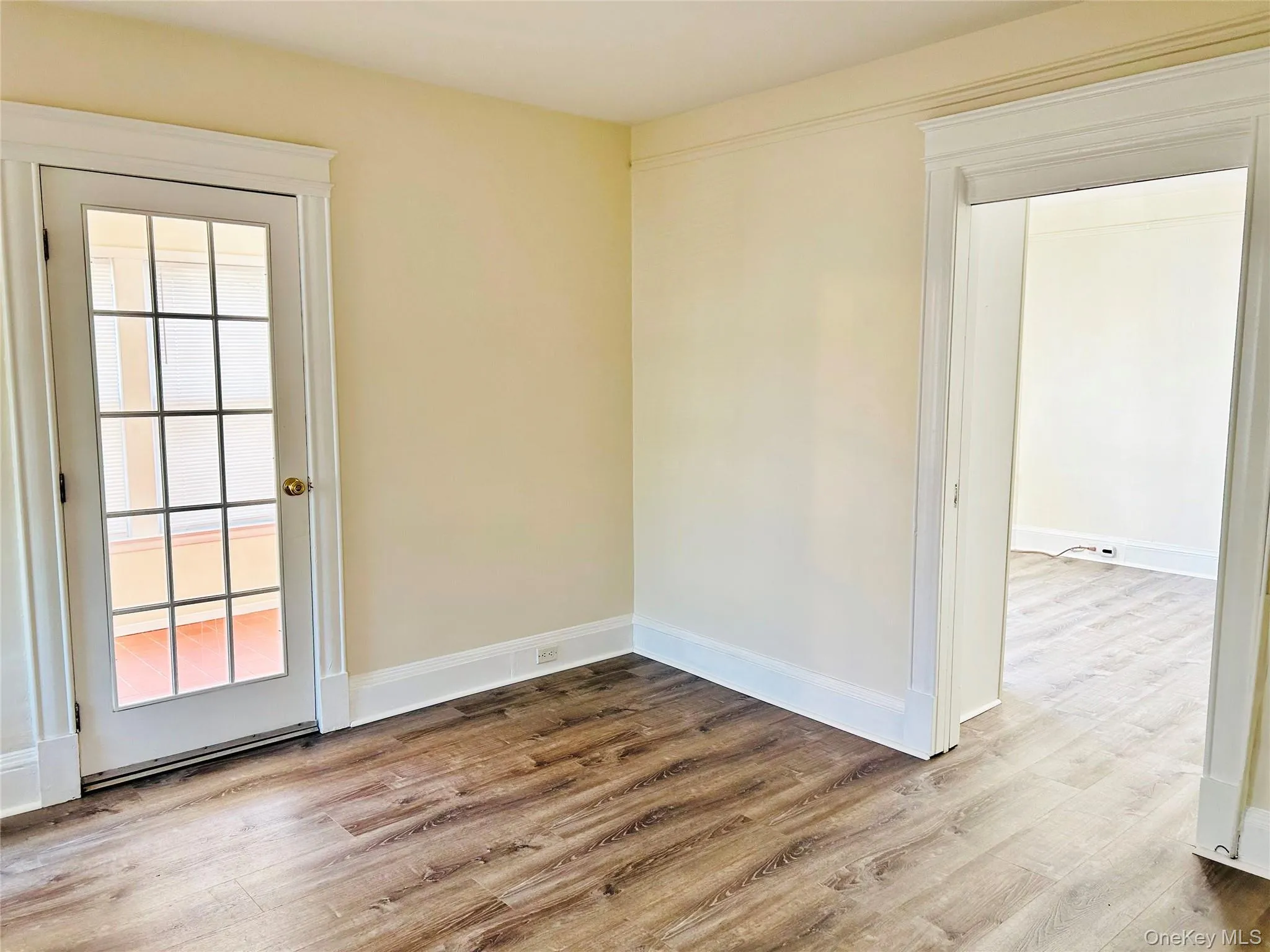 46 Totten Place, Babylon, NY, 2 Bedrooms Bedrooms, 5 Rooms Rooms,1 BathroomBathrooms,Residential Lease,For Rent,Totten,0,1013222 46 Totten Place, Babylon, NY, 2 Bedrooms Bedrooms, 5 Rooms Rooms,1 BathroomBathrooms,Residential Lease,For Rent,Totten,0,1013222