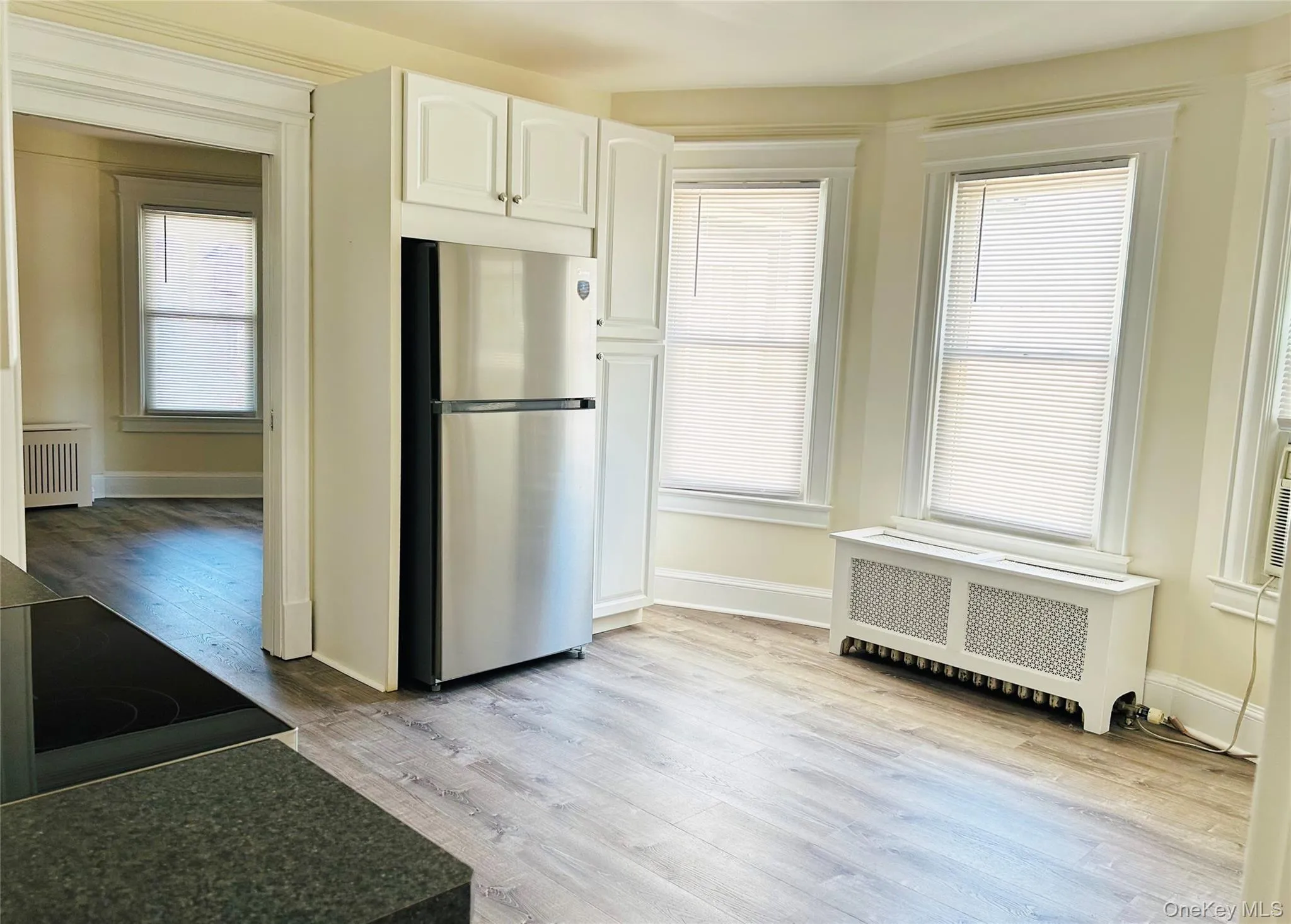 46 Totten Place, Babylon, NY, 2 Bedrooms Bedrooms, 5 Rooms Rooms,1 BathroomBathrooms,Residential Lease,For Rent,Totten,0,1013222 46 Totten Place, Babylon, NY, 2 Bedrooms Bedrooms, 5 Rooms Rooms,1 BathroomBathrooms,Residential Lease,For Rent,Totten,0,1013222