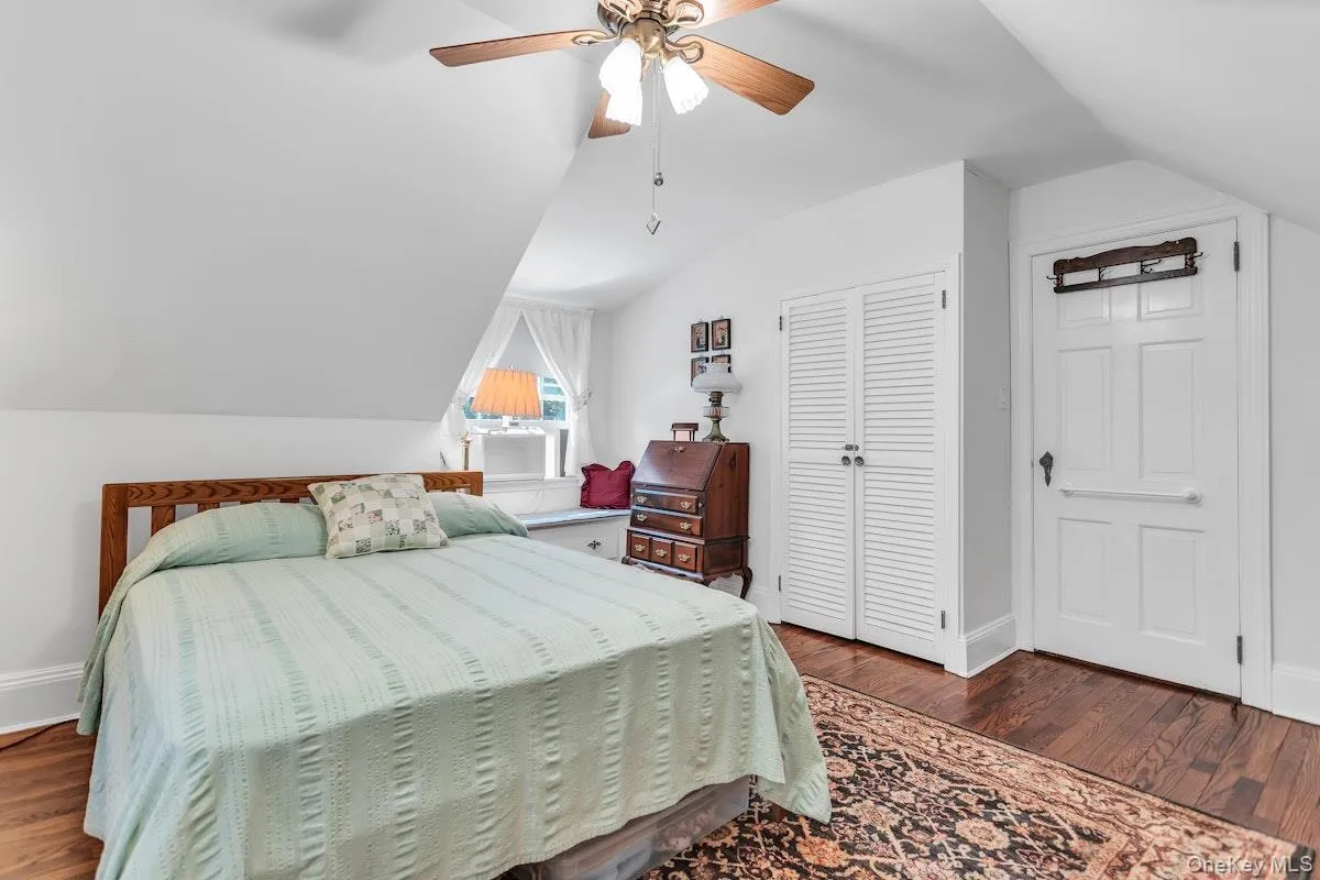 BR 4- 2nd FloorCeiling Fan, Hardwood Floors, Double Closet BR 4- 2nd FloorCeiling Fan, Hardwood Floors, Double Closet